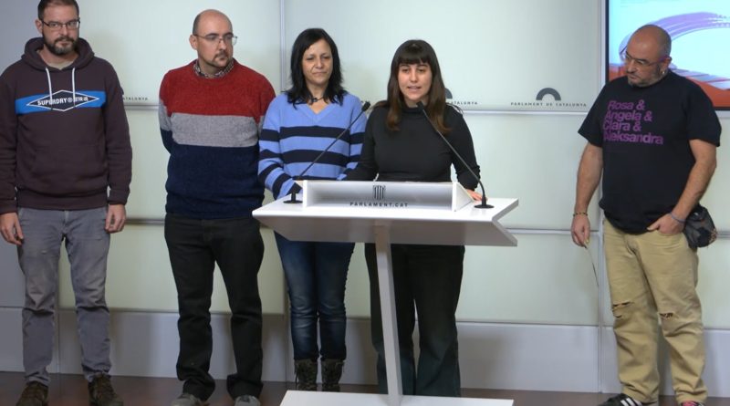 PSC, Junts, ERC, Comuns i la CUP acorden protegir l’escola en català